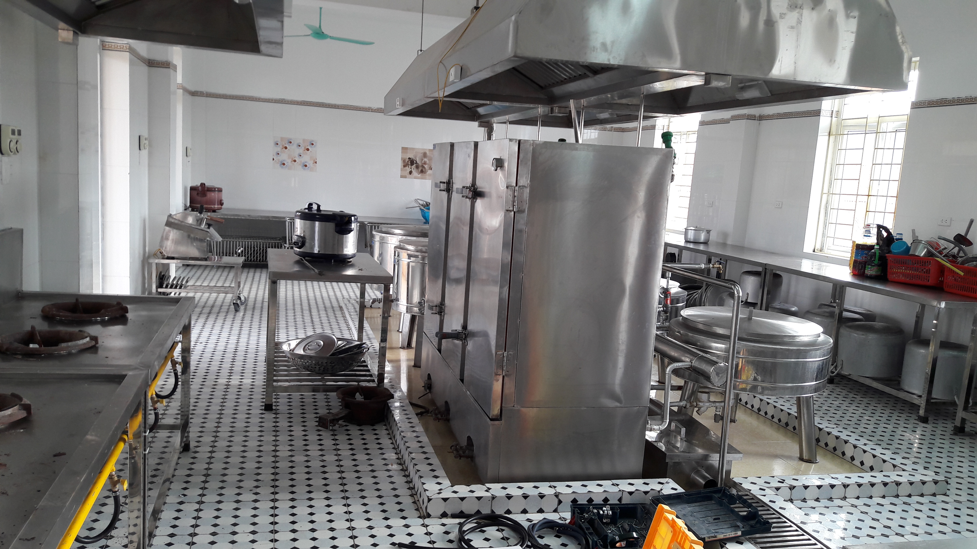 Thiết bị nấu ăn công nghiệp
